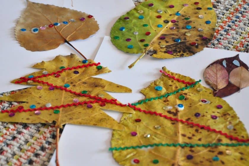 Christmas-leaf-craft