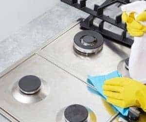 how to keep a house clean while working full time