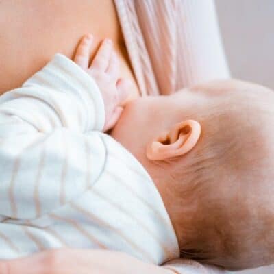 Breastfeeding thrush: symptoms and a treatment plan for you and baby
